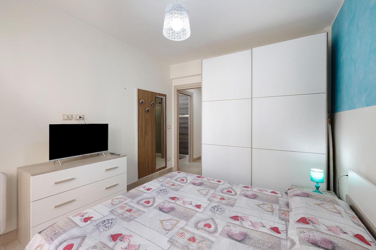 Appartamento Shanaia Loano Bagian luar foto